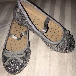 Glitter dress shoes